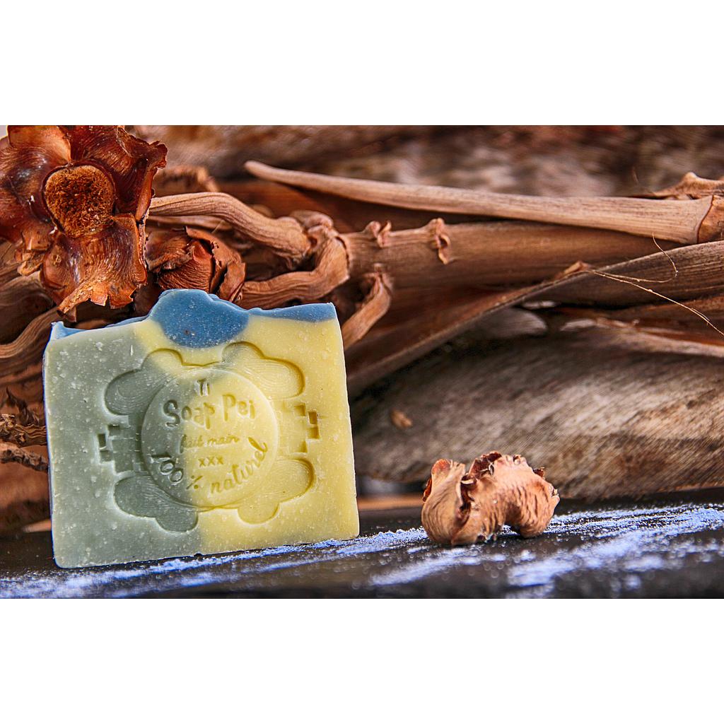 SAVON TEA TREE